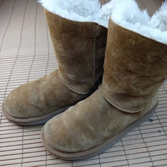 Ugg's Koolaburra Remley Short with Buckle Chestnut 1105792 women's sz 7. 42pm - Picture 3 of 11